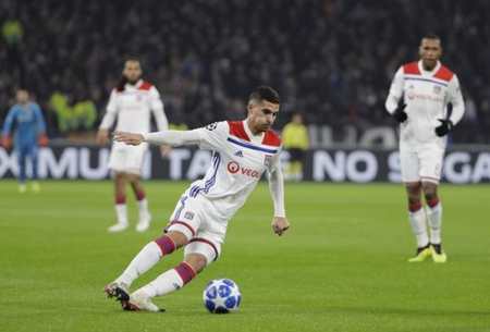 在他的带领 在他的带领