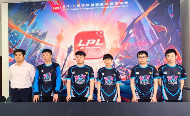 而作为利物 而作为利物