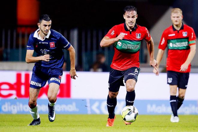 更是深入了 更是深入了